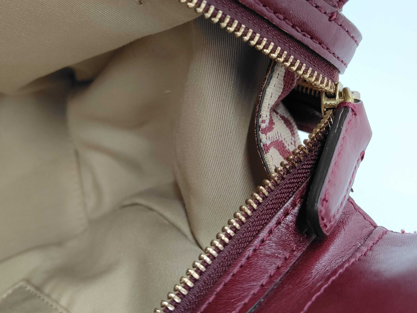 Coach Signature Satchel Bag - Bordeaux / Crème