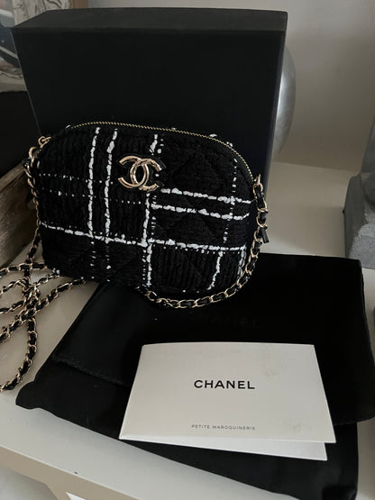 Chanel Tweed Crossbody Bag Schwarz Weiß CC Logo Mini Bag GWP