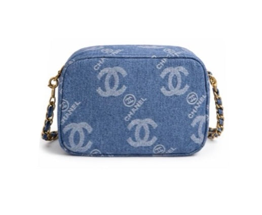 CHANEL VIP Denim Make-up Bag
